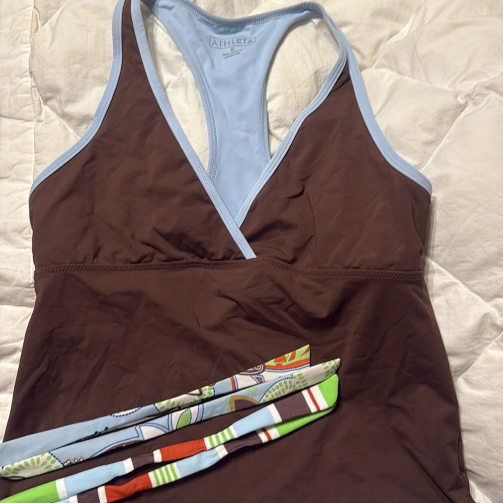 Athletes bathing suit Top M Bottoms L